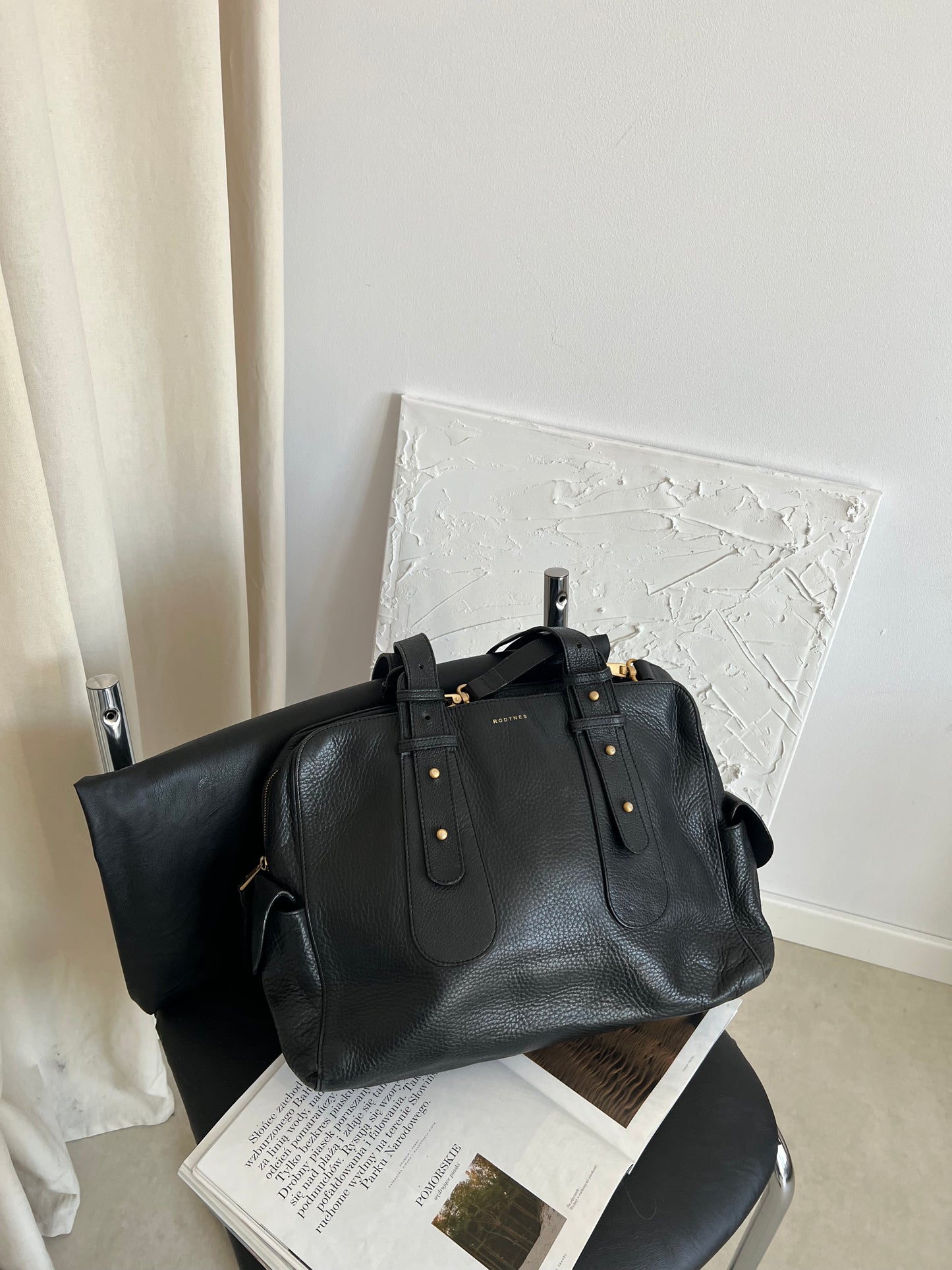 Natural leather bag