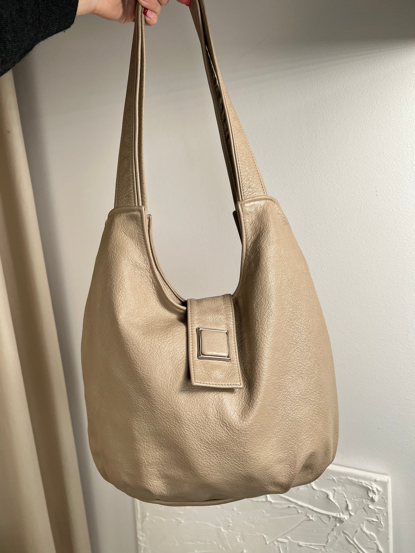 Natural leather bag