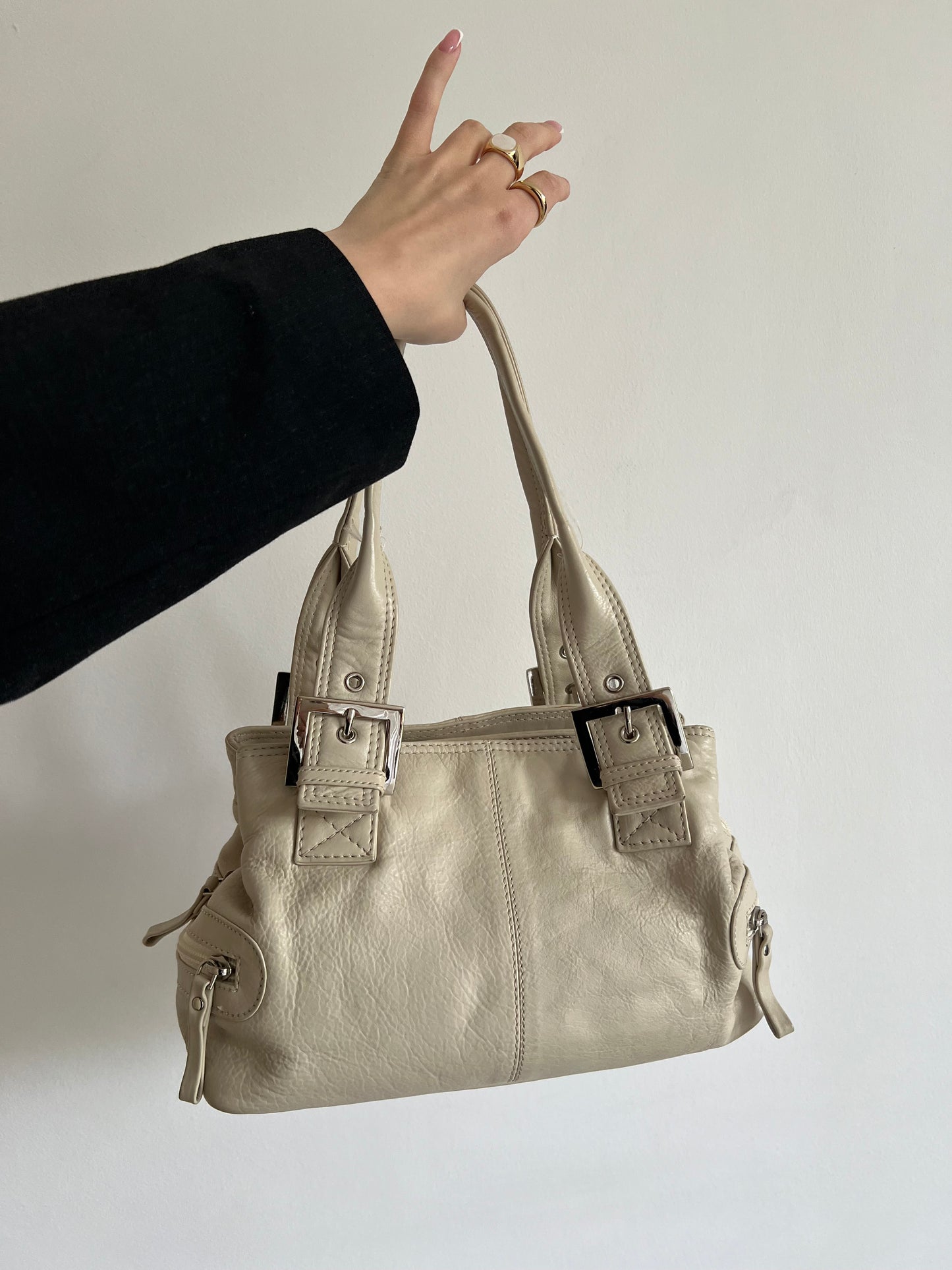 Natural leather bag