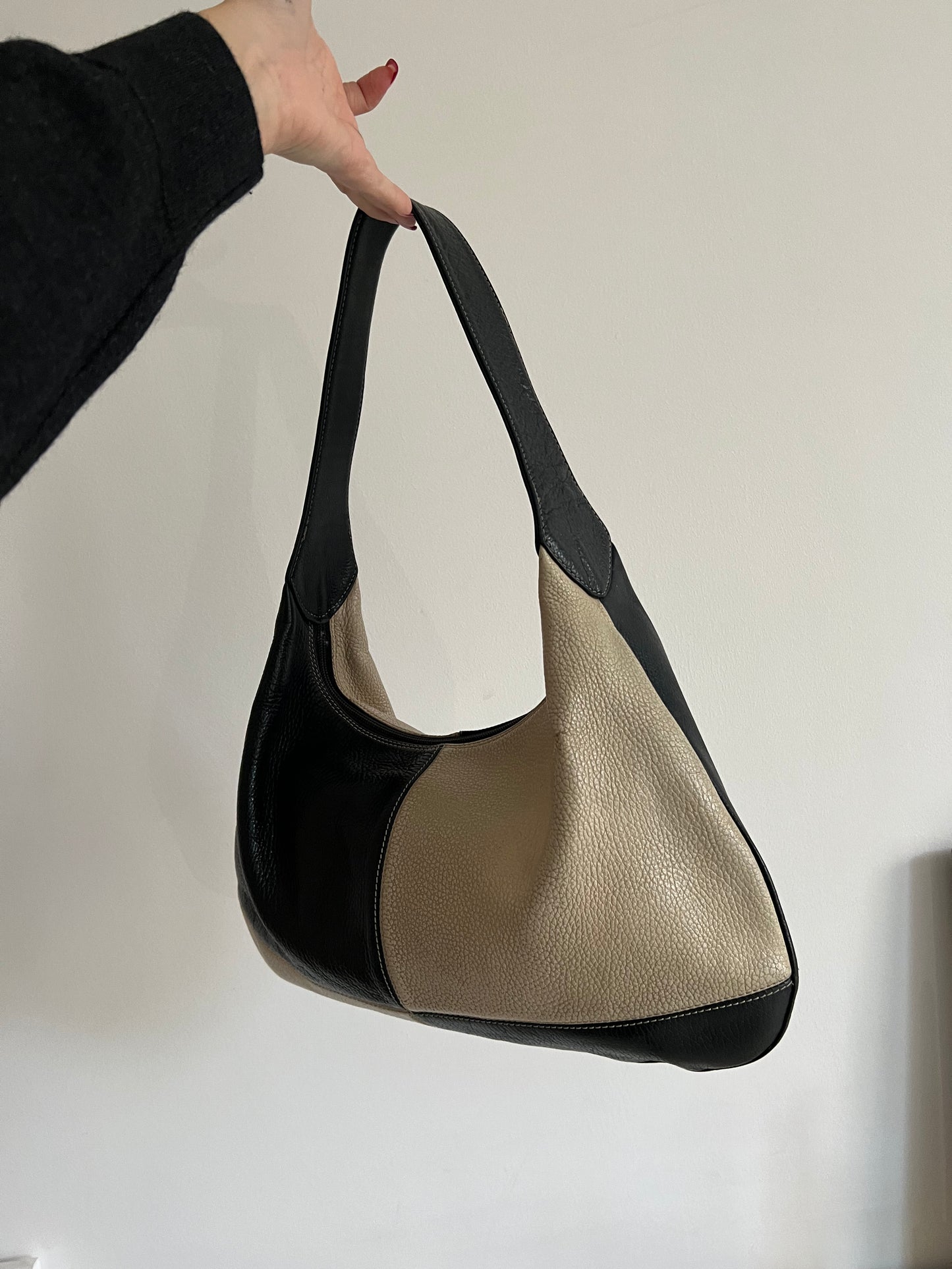 Shoulder bag made of natural leather