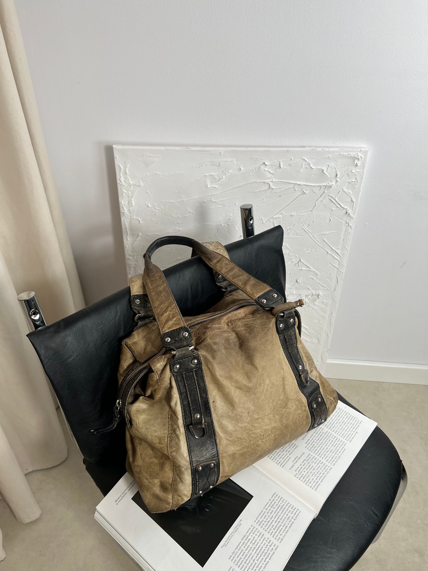 Leather bag
