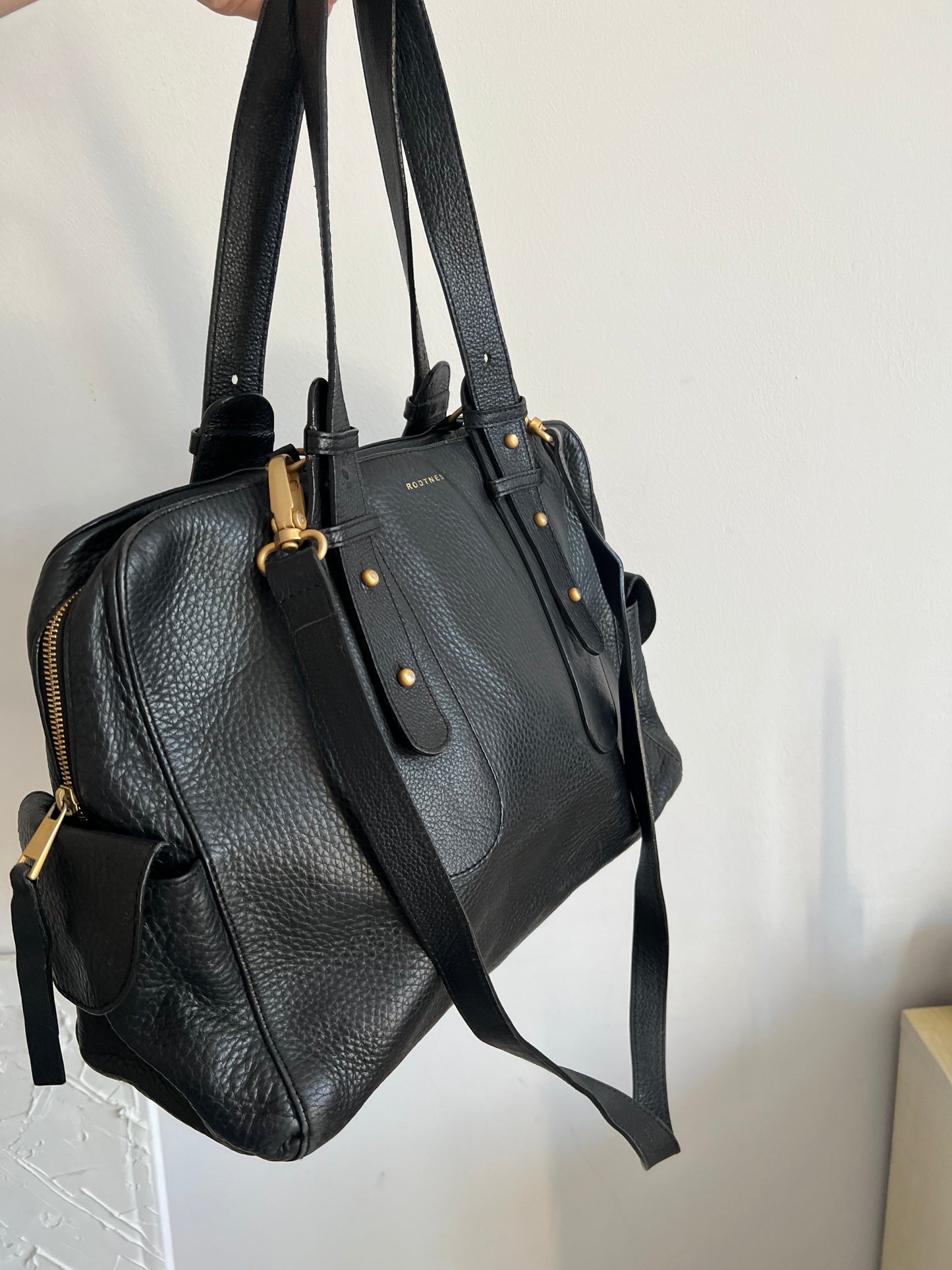 Natural leather bag