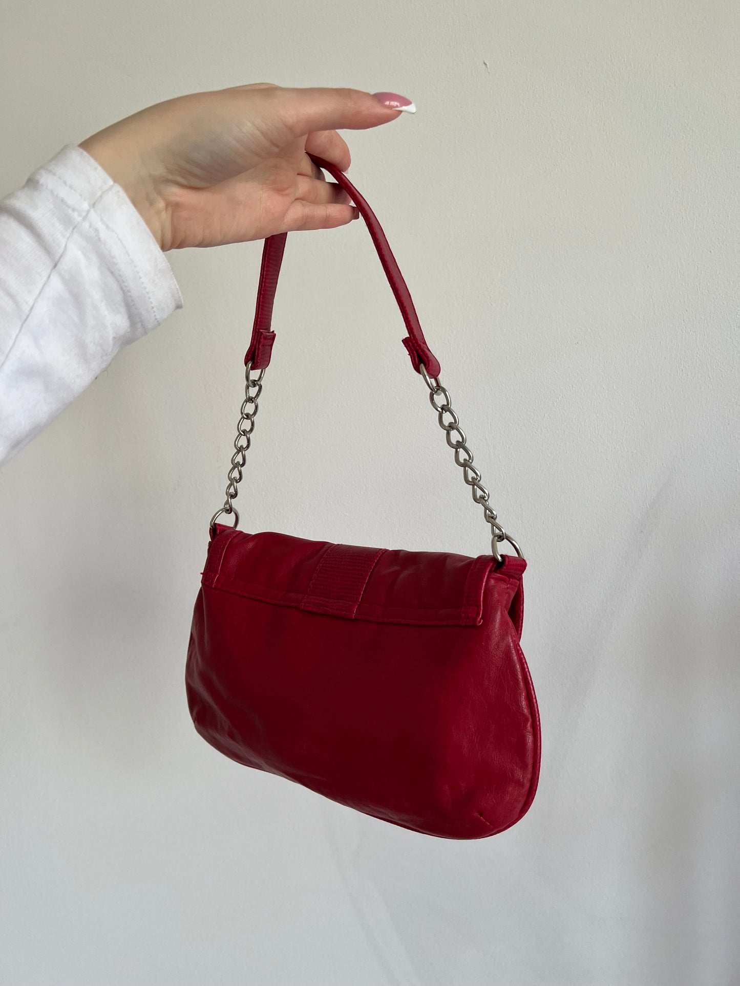 Red shoulder bag