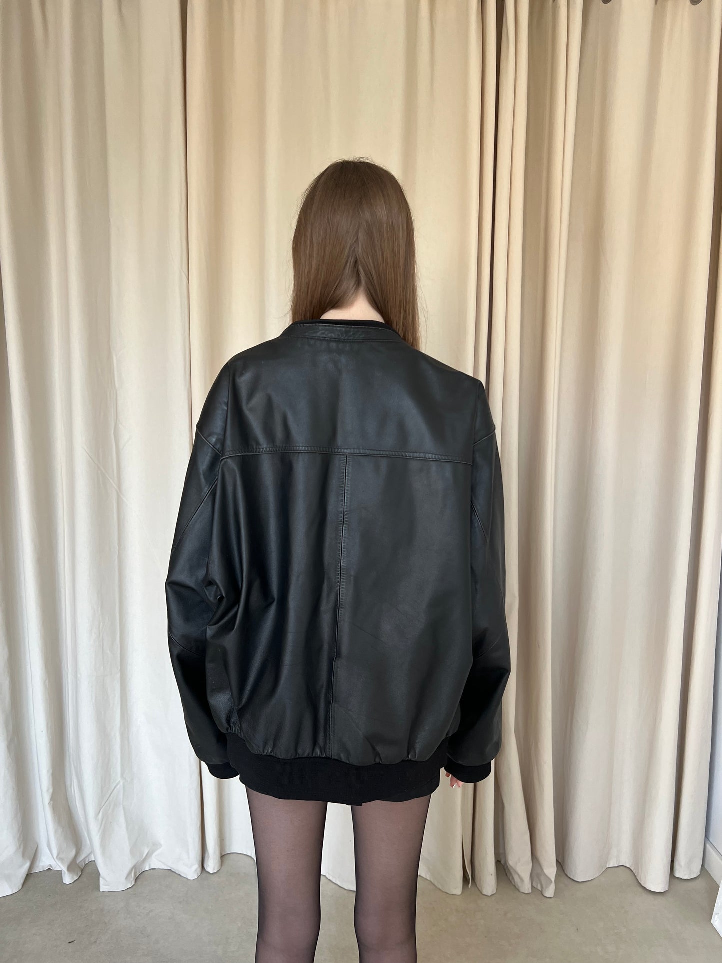 Bomber jacket made of genuine leather