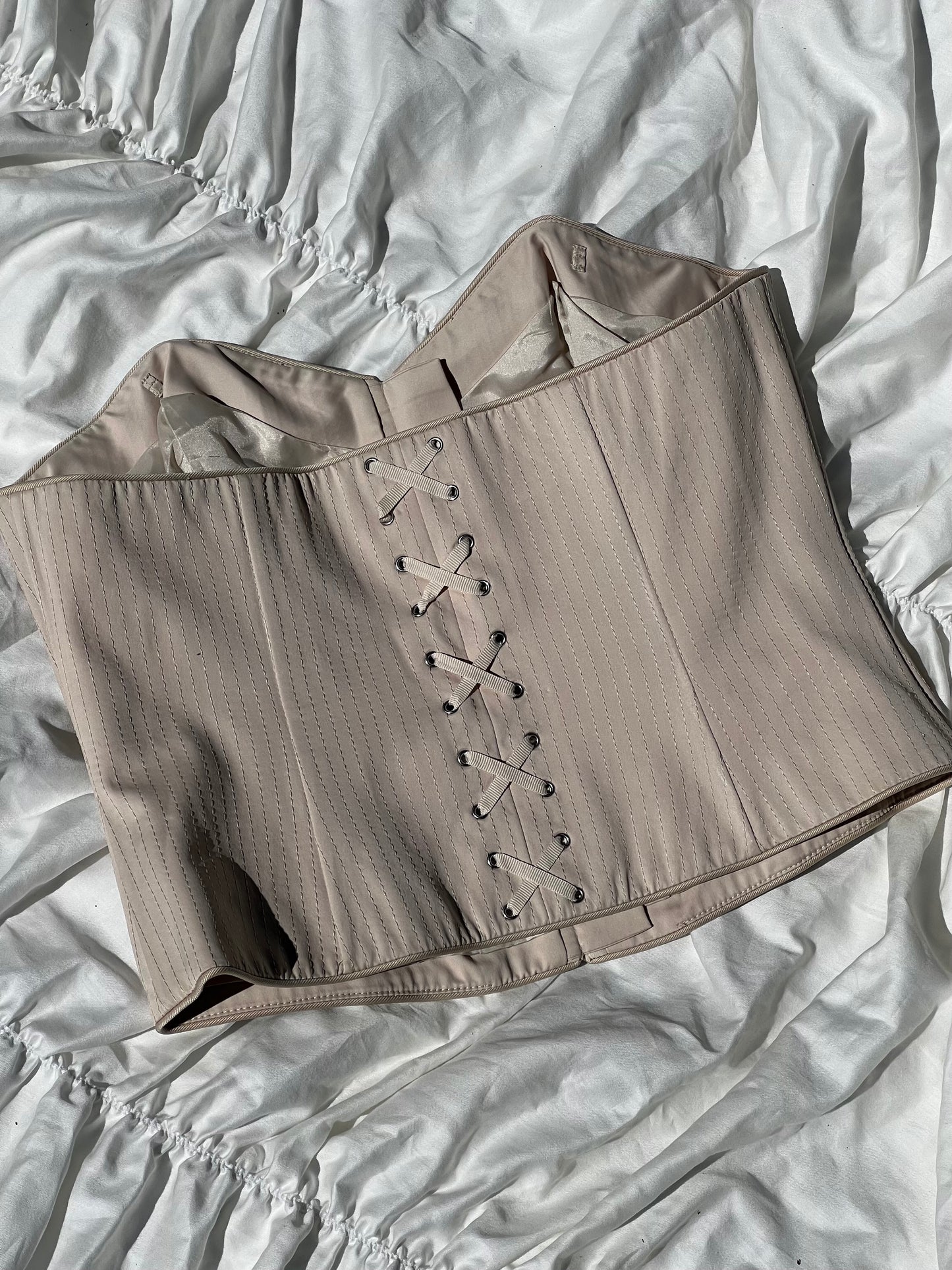 Beige corset | blouse