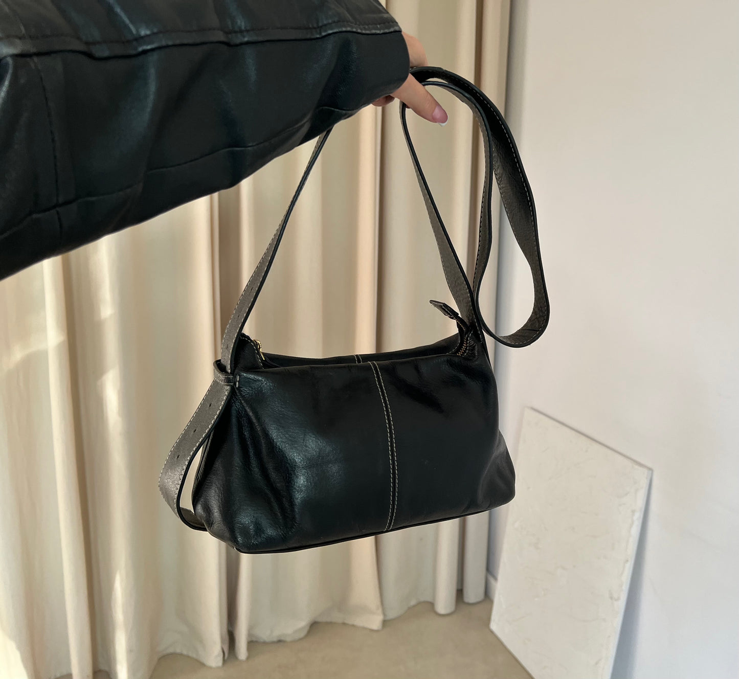 Natural leather bag