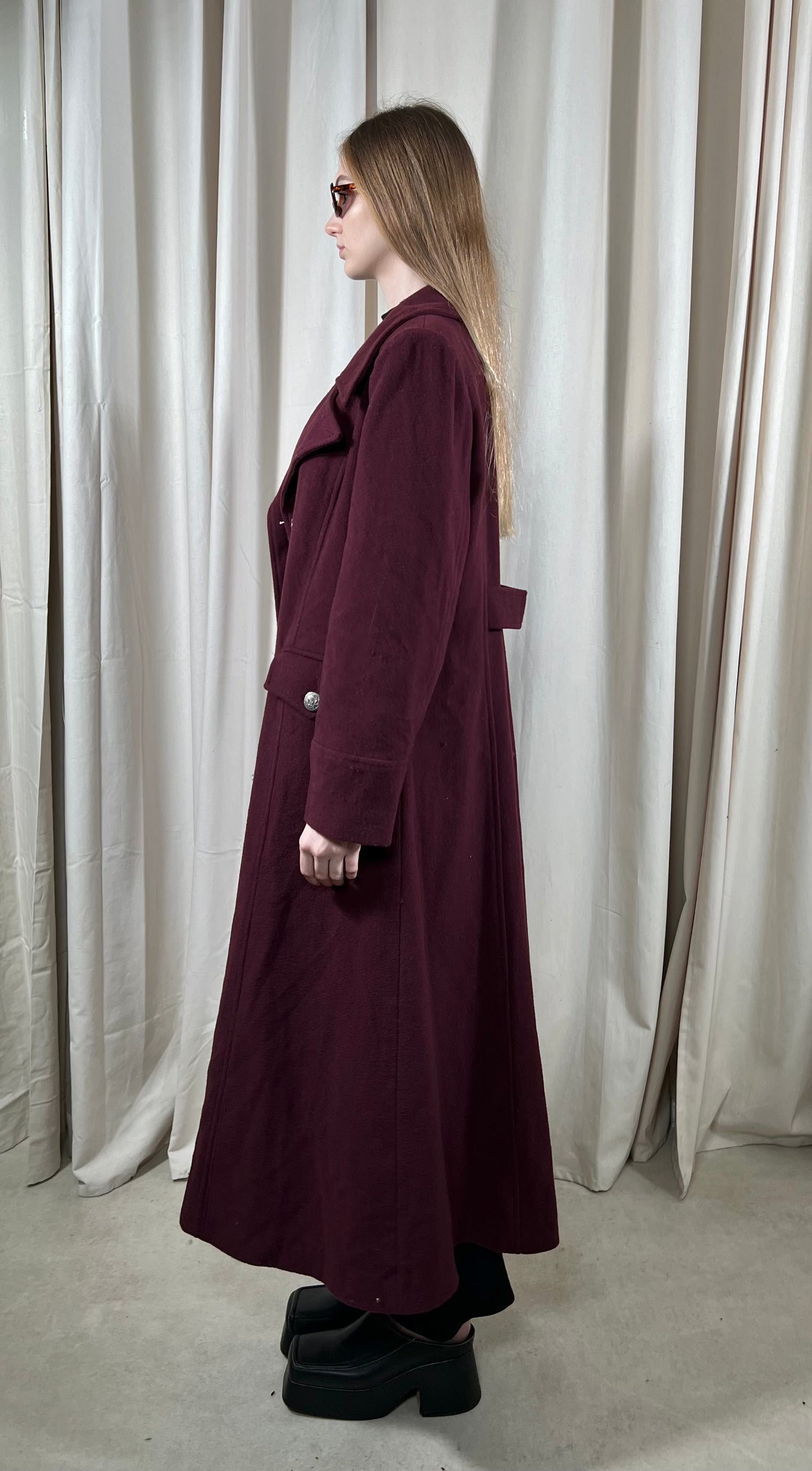 Burgundy coat 75% wool