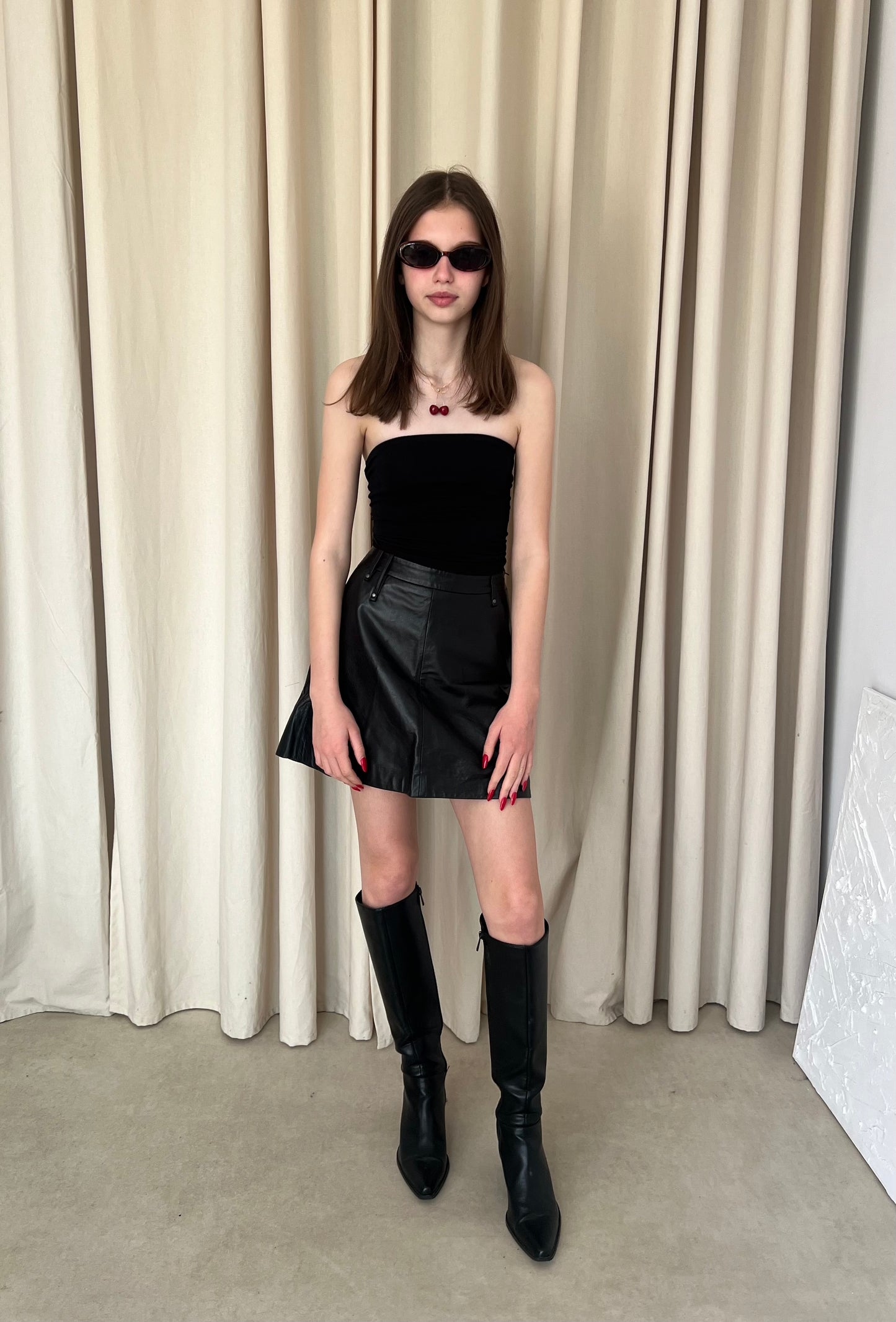 Natural leather skirt