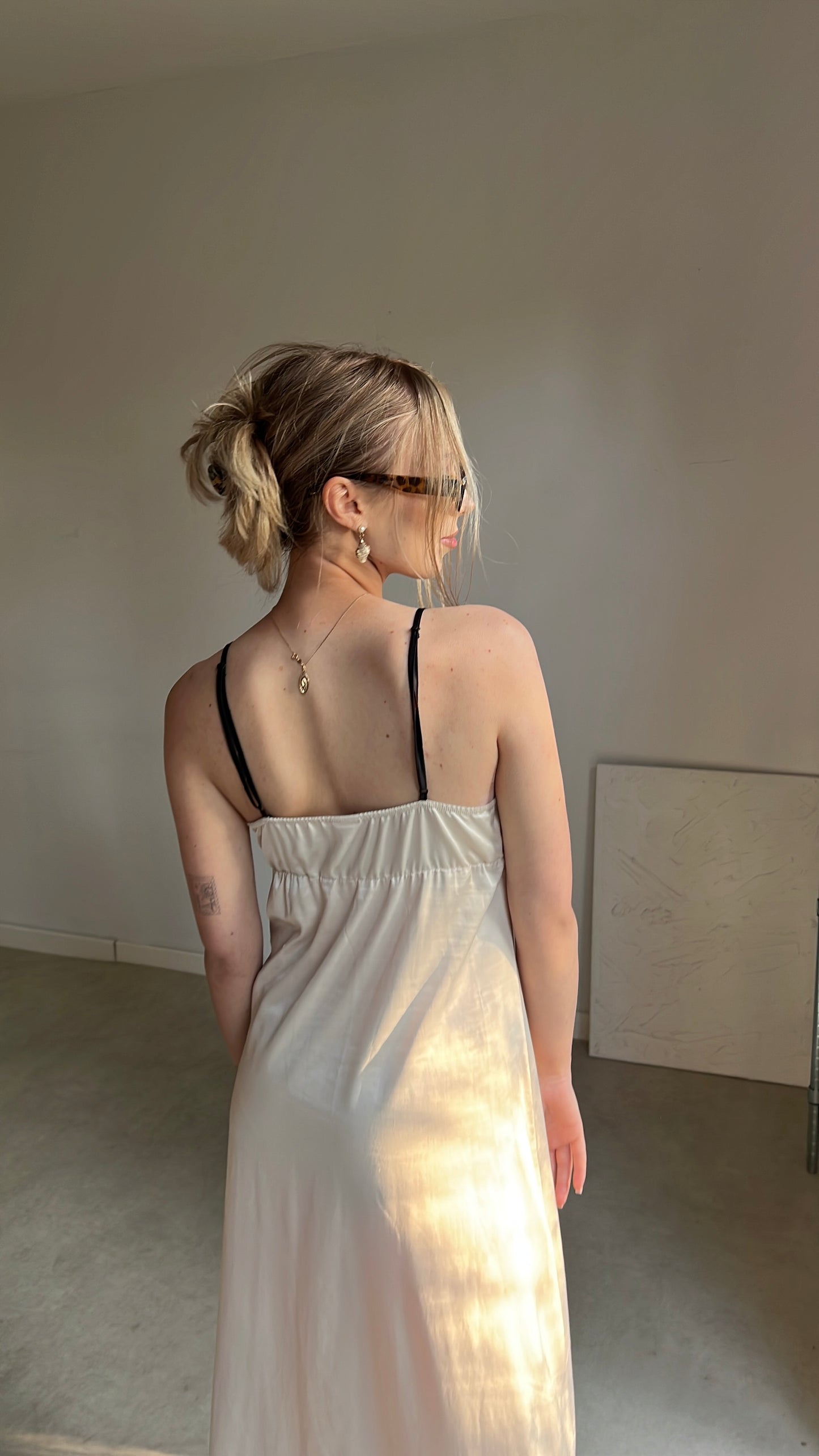 Bieliźniana sukienka