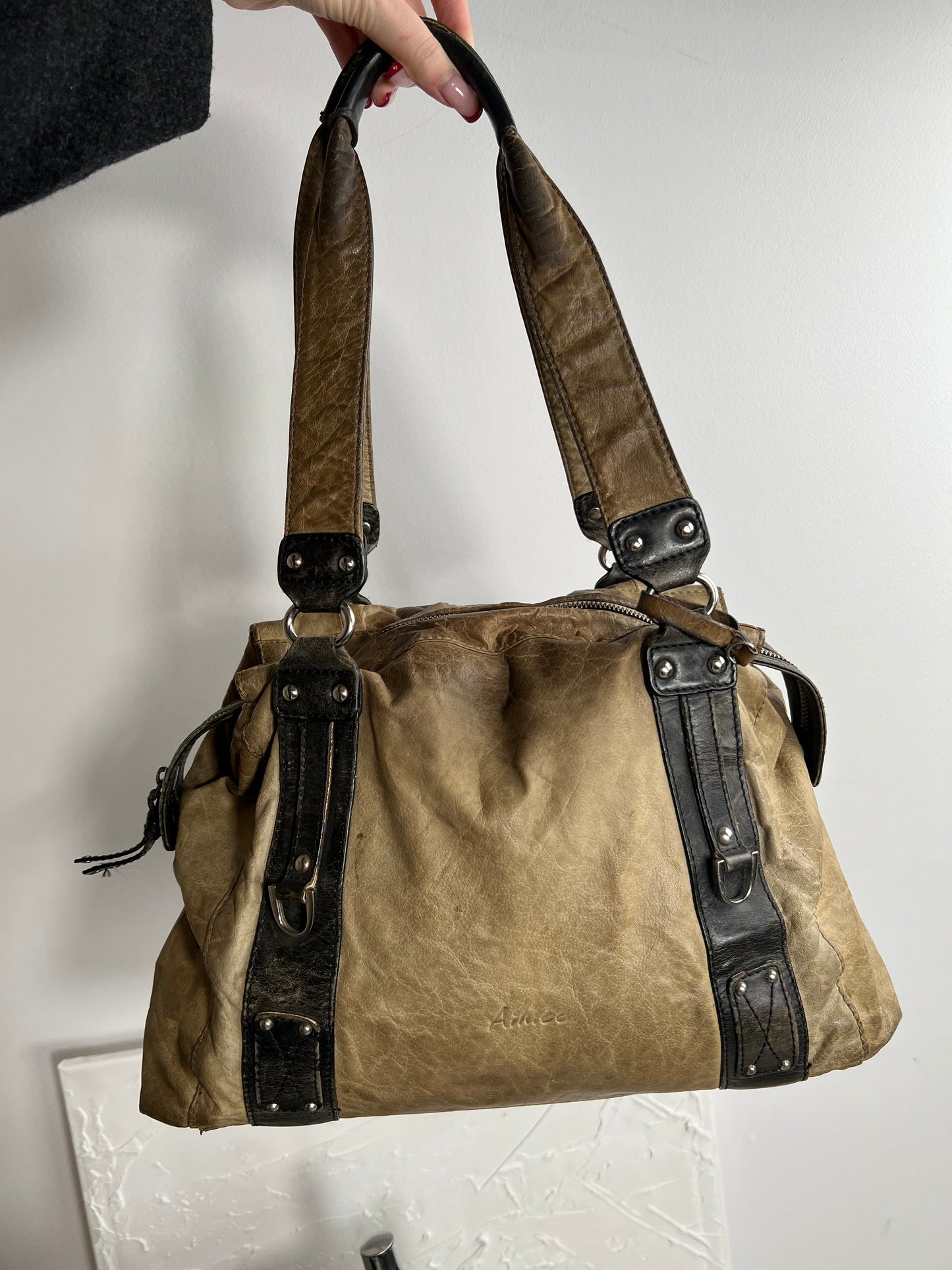 Leather bag