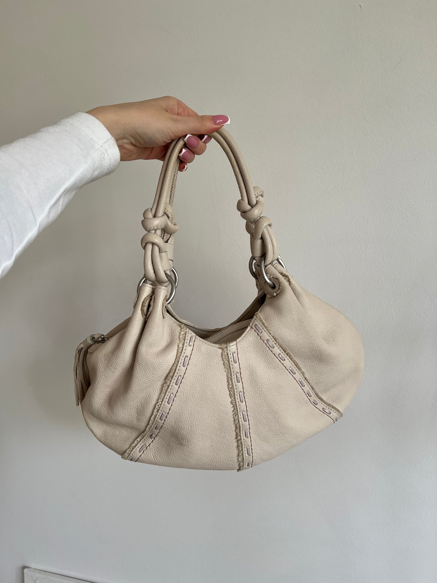 Light bag made of natural leather