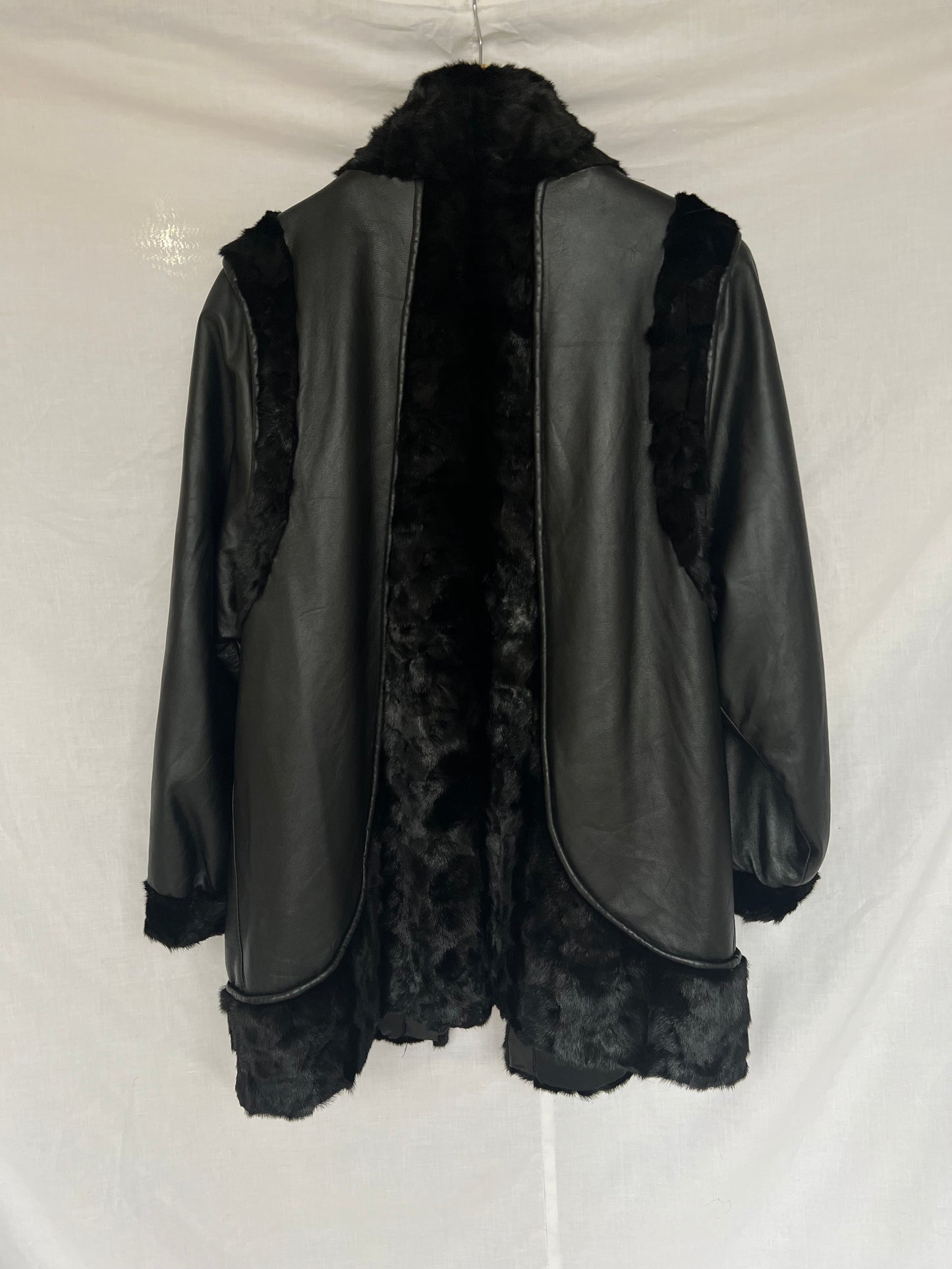 Jacket made of natural leather and fur