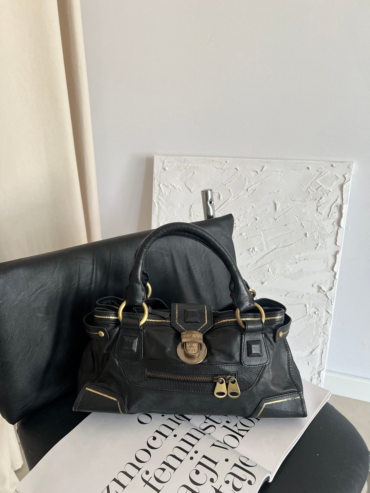 Natural leather bag