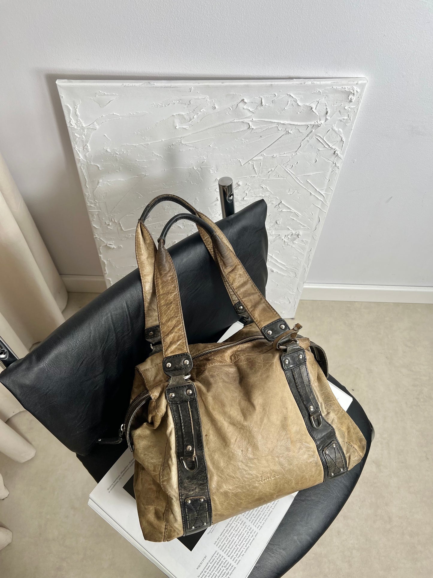 Leather bag
