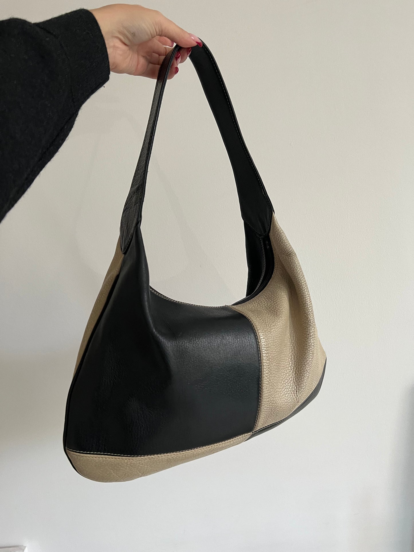Shoulder bag made of natural leather