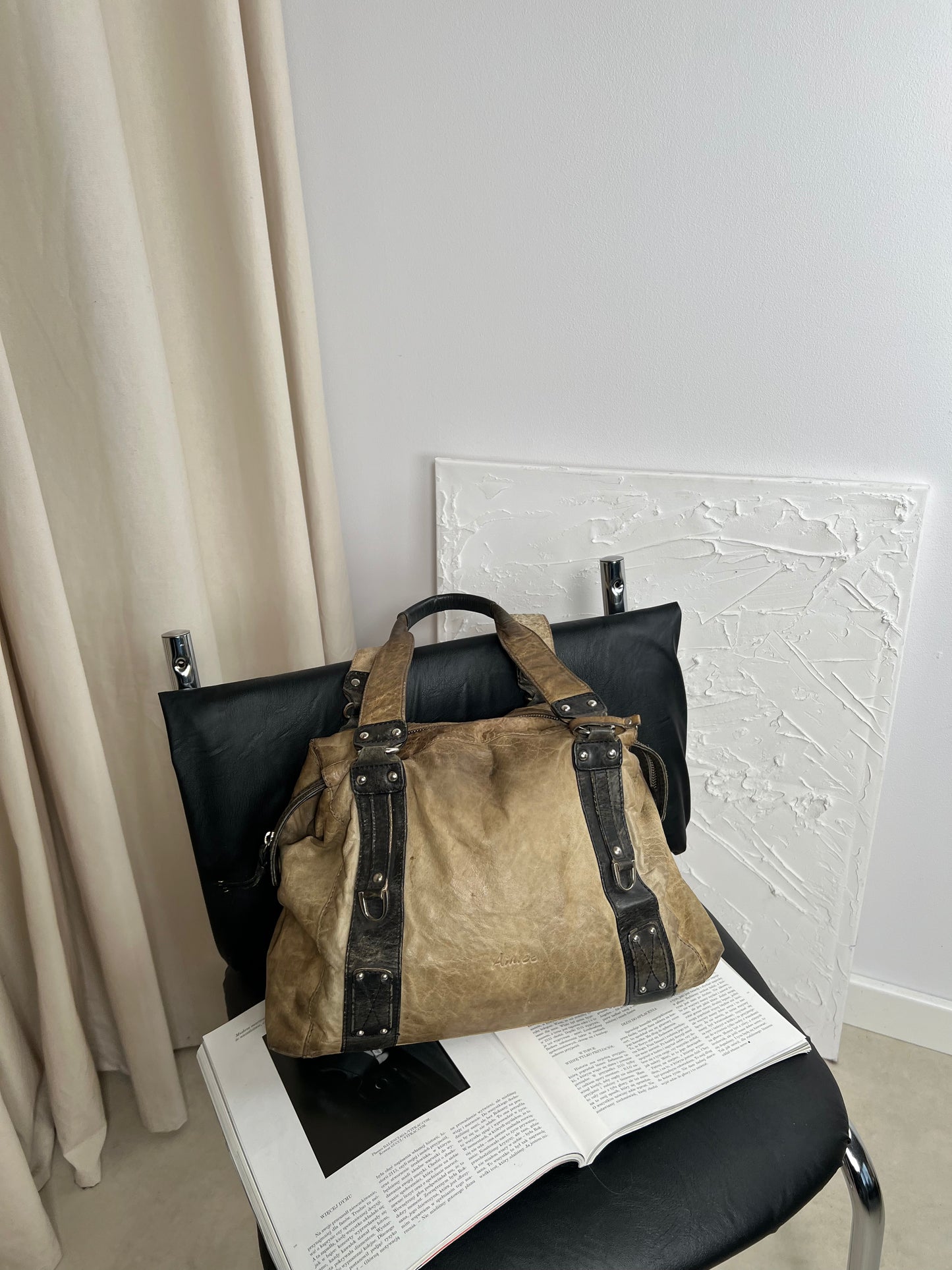 Leather bag