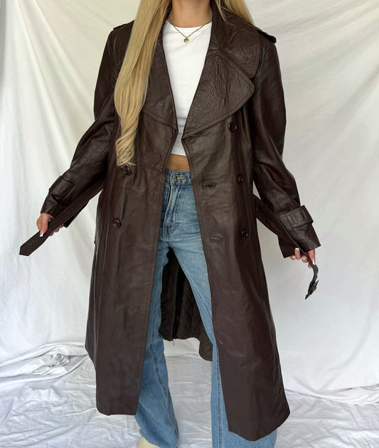 Skórzany brązowy płaszcz