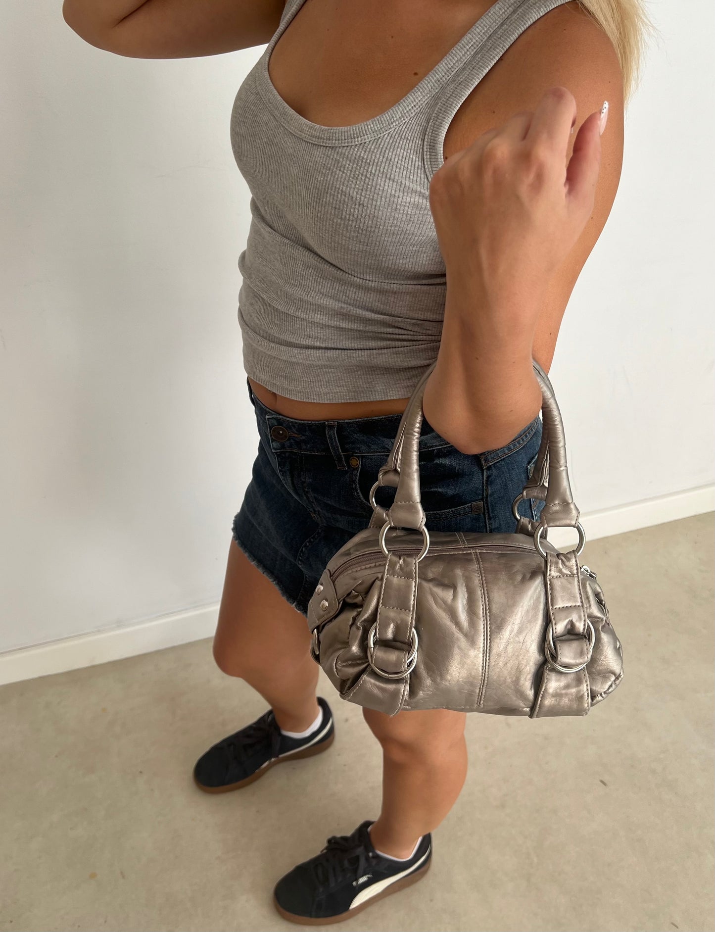 Metaliczna mini torba