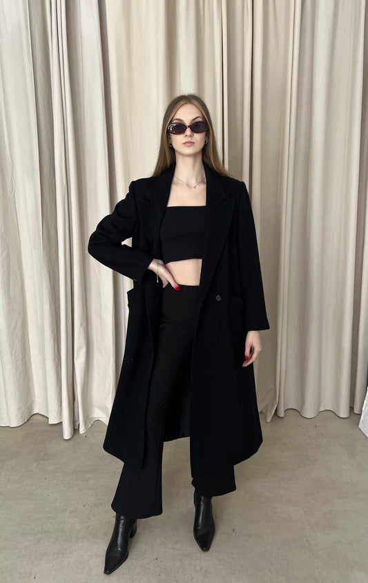 Czarny płaszcz 100% wełna