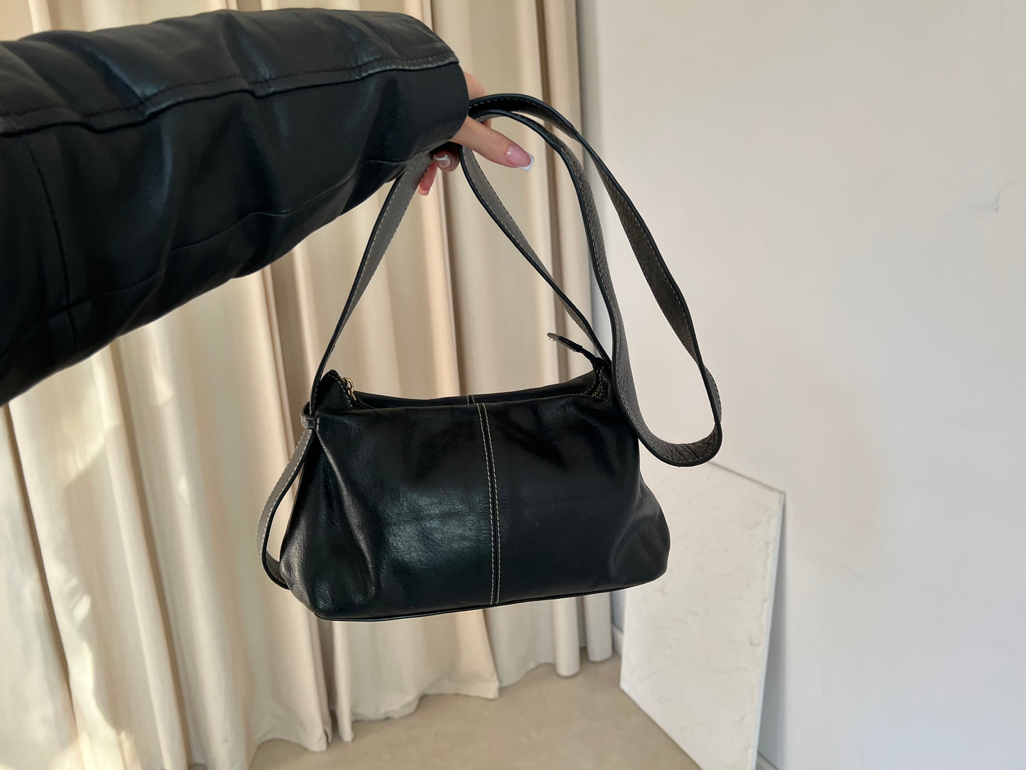 Natural leather bag