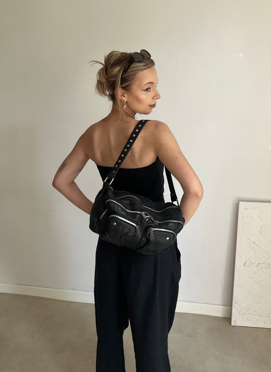 Leather bag